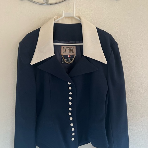 Women's Black Jacket with White Collar - Picture 1 of 3